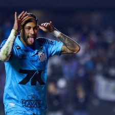 aiyouxi app-内马尔传射梅开二度，助球队胜利()